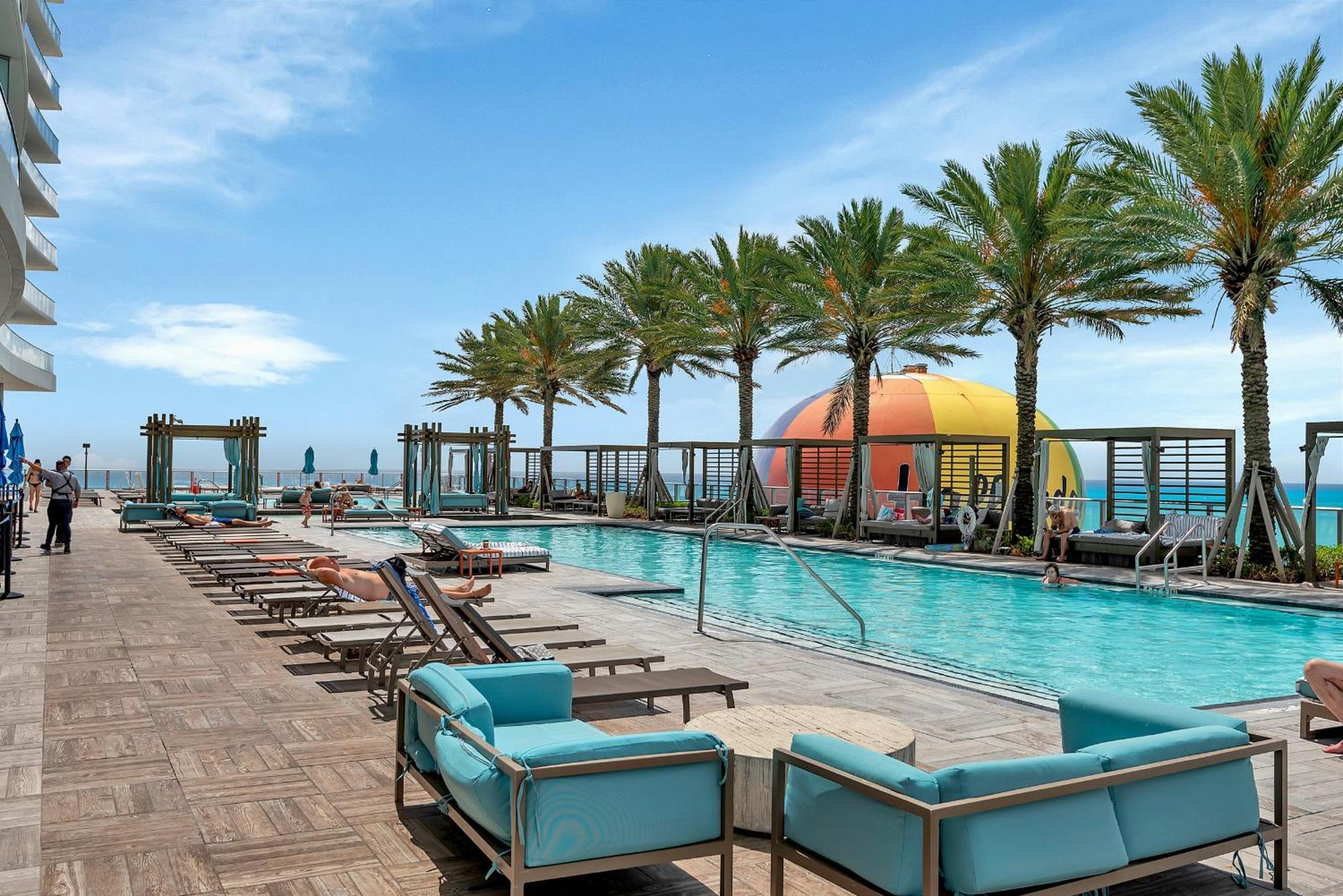 203-1Br/1Ba At The Beach Gem! Lux Amenities! Hollywood Exterior foto