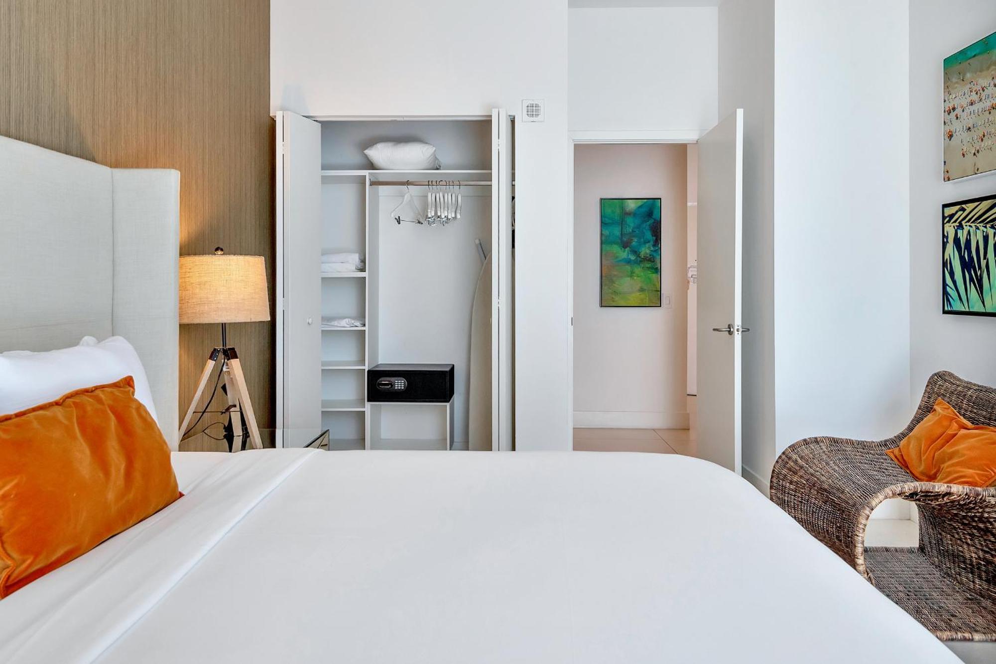203-1Br/1Ba At The Beach Gem! Lux Amenities! Hollywood Exterior foto